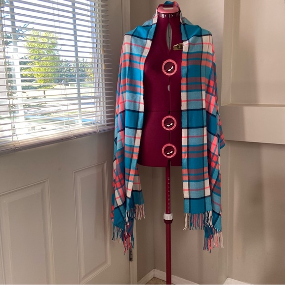 Blue stripe plaid fringed edged soft cashmere feel women scarf. Size Large. Used - Picture 8 of 8